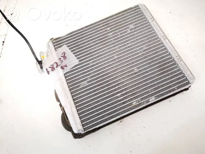 Volvo V70 Radiateur de chauffage 