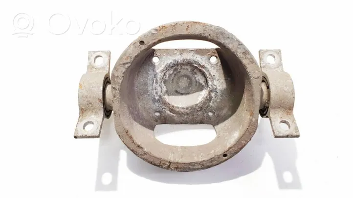 Volkswagen Touareg I Coil spring mount 7l0512345b