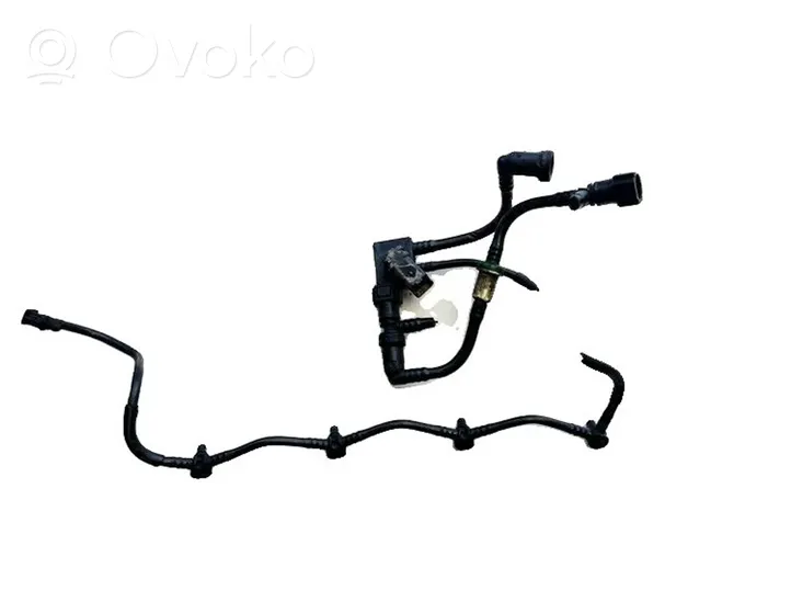 Opel Vivaro Fuel main line pipe 