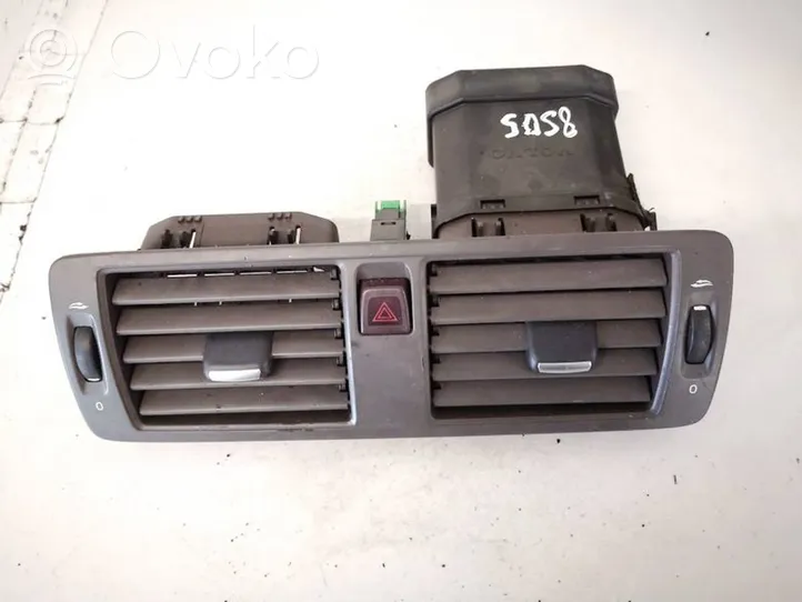 Volvo S40 Dysze / Kratki środkowego nawiewu deski rozdzielczej 505068