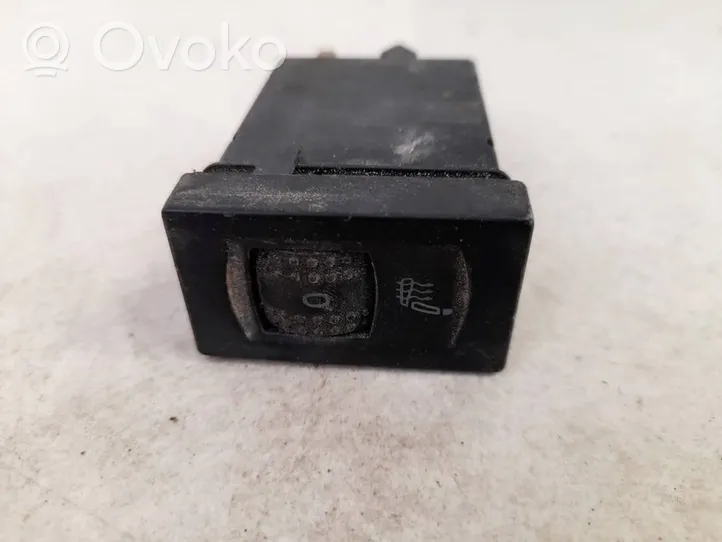 Volkswagen PASSAT B5 Seat heating switch 