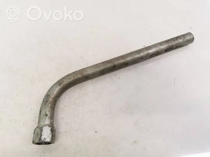 Fiat 500L Wheel nut wrench 14533431