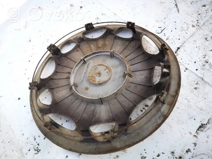 BMW 3 E36 R 15 riteņa dekoratīvais disks (-i) 36131180104