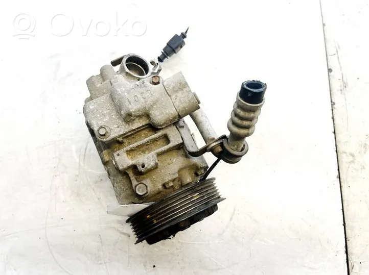 Volkswagen Polo Kompresor / Sprężarka klimatyzacji A/C 6Q0820803D