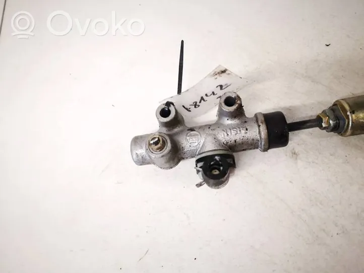 Toyota Previa (XR30, XR40) II Clutch master cylinder 