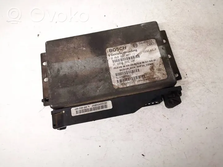 Peugeot 607 Module de contrôle de boîte de vitesses ECU 0260002887