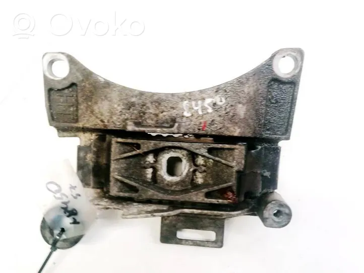 Renault Megane III Engine mount bracket 