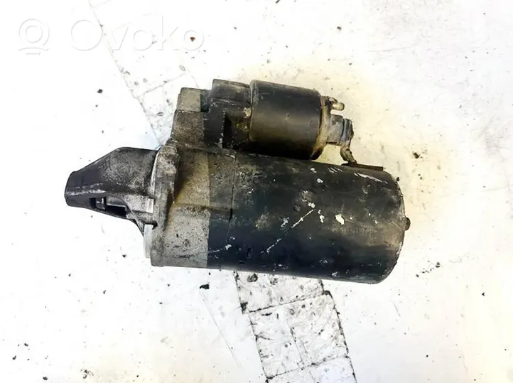 Opel Corsa B Starter motor 001107077