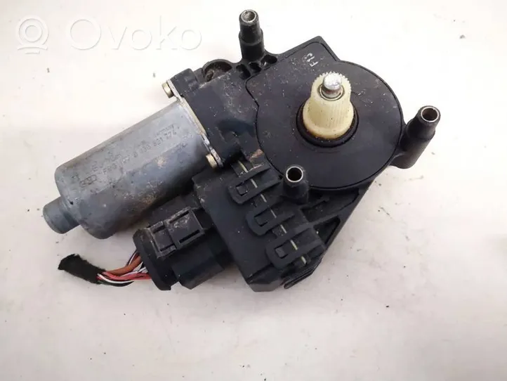 Audi A6 S6 C5 4B Moteur de lève-vitre de porte avant 0130821774