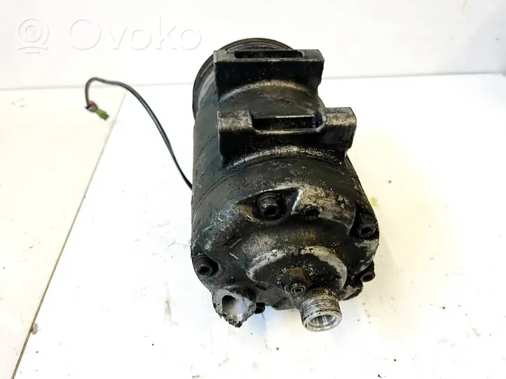 Audi A4 S4 B5 8D Compressore aria condizionata (A/C) (pompa) 770j596308