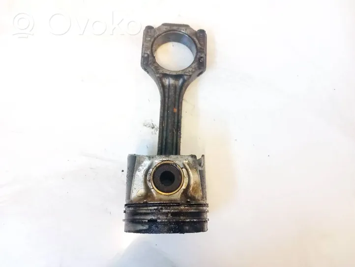 Volkswagen Bora Piston avec bielle 