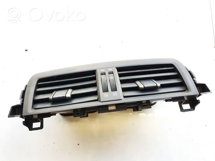 Toyota RAV 4 (XA30) Dash center air vent grill 5567042050