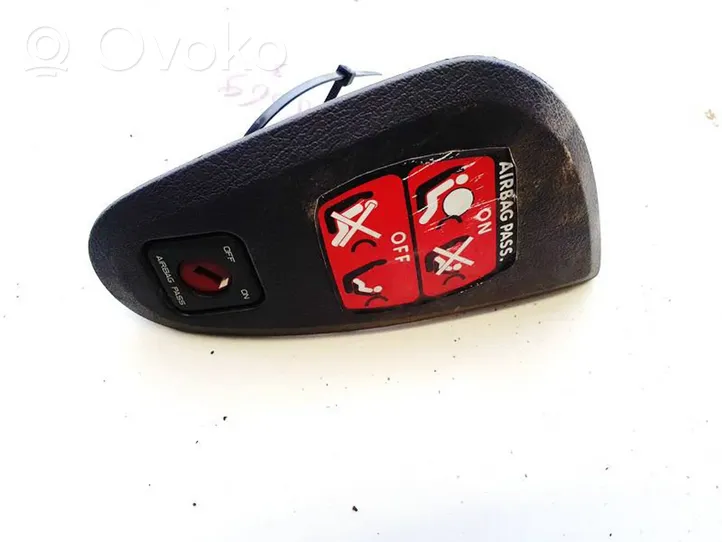Peugeot 807 Passenger airbag on/off switch 1484416077d