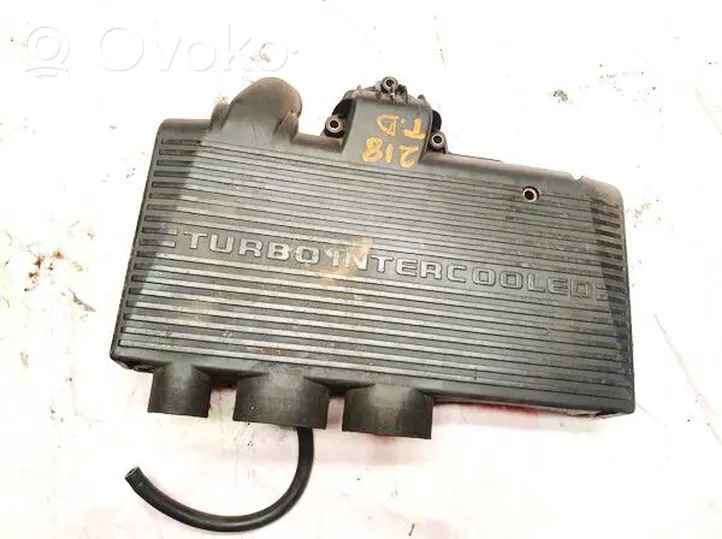 Peugeot 405 Couvercle cache moteur 9610524180