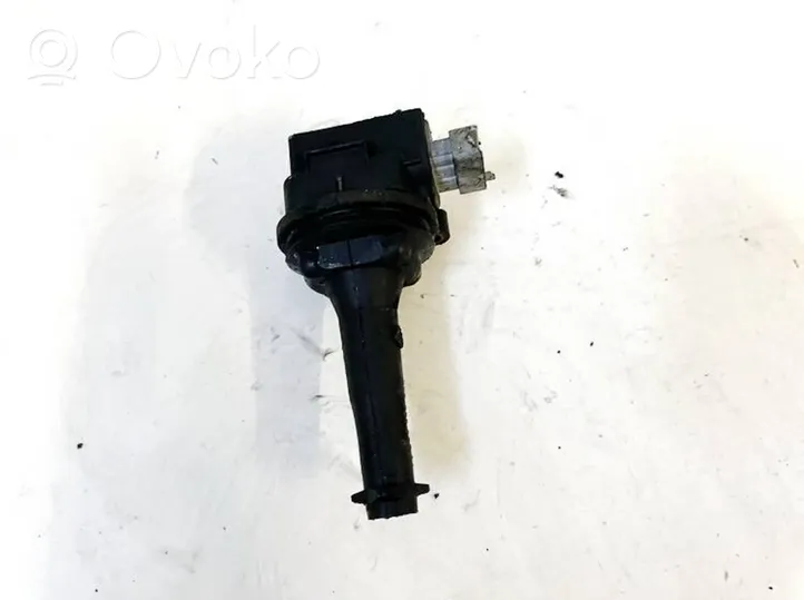 Volvo V50 Cewka zapłonowa wysokiego napięcia 8677887