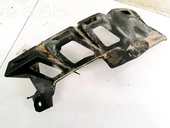 Renault Megane II Support de pare-chocs arrière 8200074441