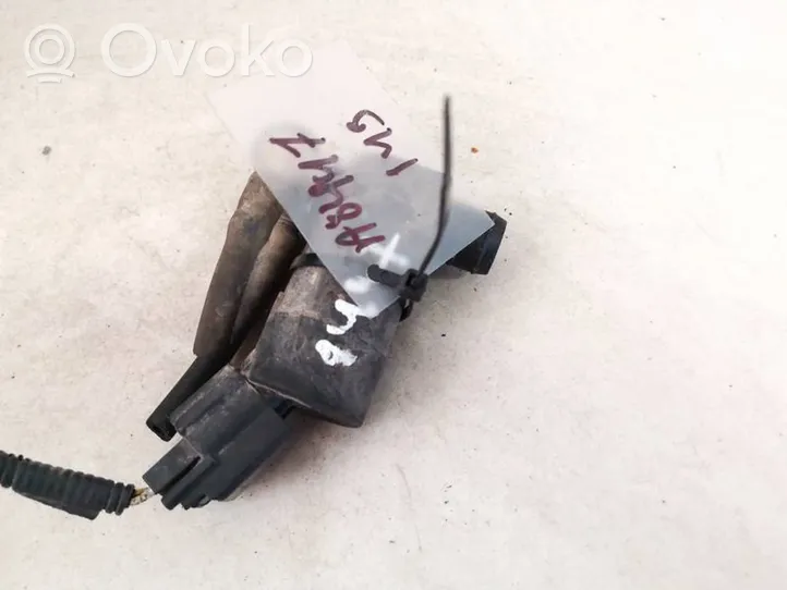 Volvo V50 Windscreen/windshield washer pump 