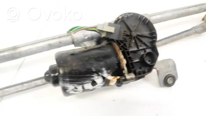 Volkswagen Polo IV 9N3 Wiper motor 0390241178