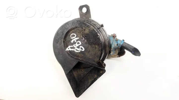 Volkswagen Polo IV 9N3 Horn signal E1000233