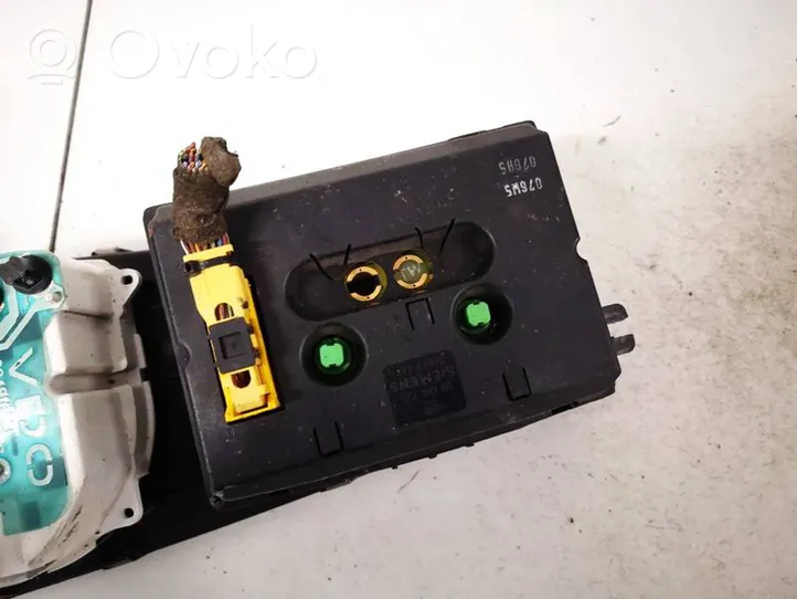 Opel Vectra B Monitori/näyttö/pieni näyttö 90464729