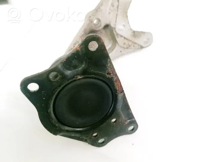 Volkswagen Polo Engine mount bracket 6Q0199185M