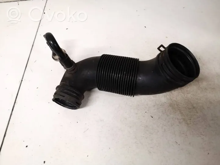 Volkswagen Polo Air intake hose/pipe 6y0129684b