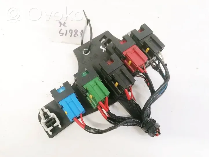 Opel Astra H Fuse box set 13222872