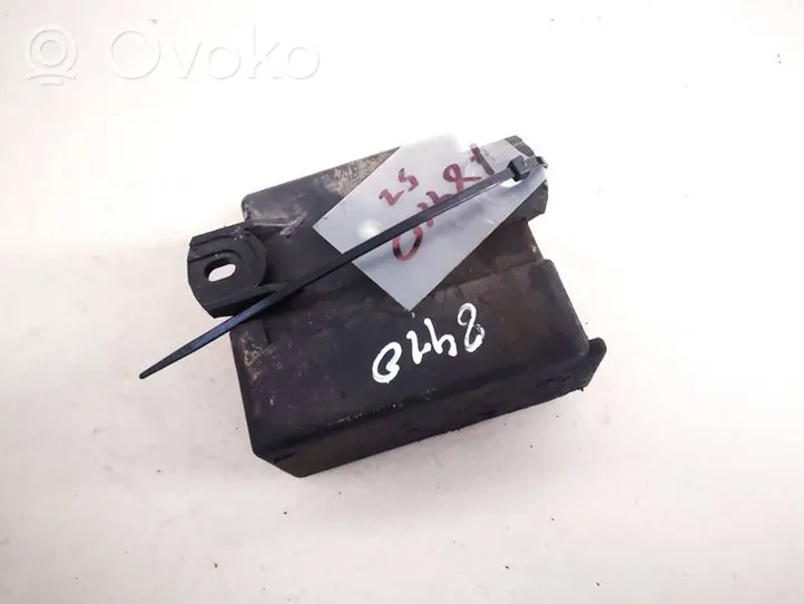 Volkswagen II LT Glow plug pre-heat relay 2d0911253