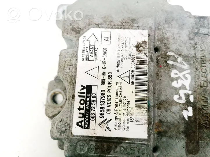 Citroen C4 I Airbag control unit/module 9658137980