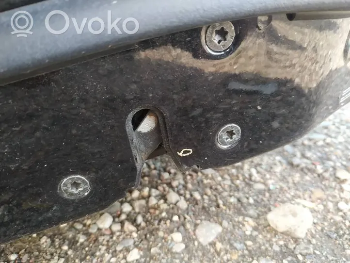 Volvo S60 Front door lock 