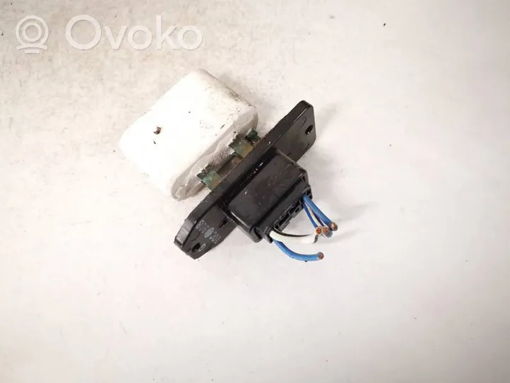 Toyota Avensis Verso Pečiuko ventiliatoriaus reostatas (reustatas) 