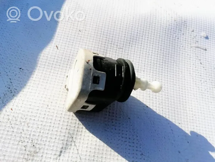 Opel Vectra C Headlight level adjustment motor 00787808