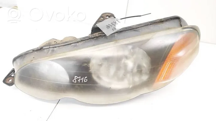 Honda HR-V Lampa przednia 