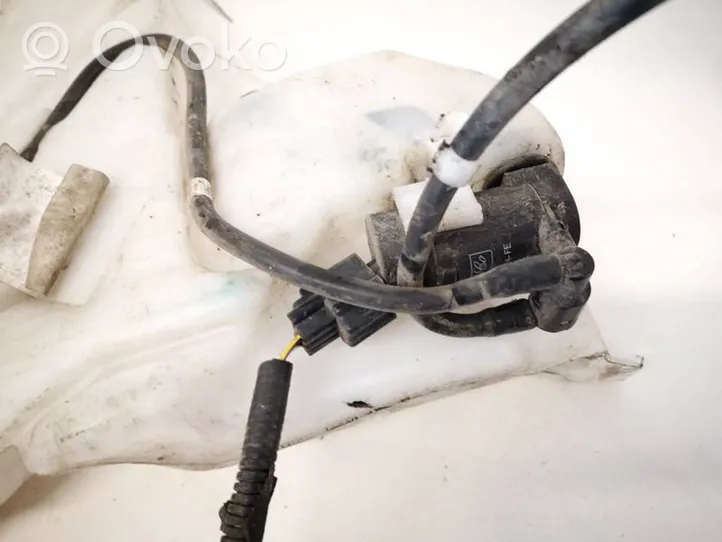 Volvo C30 Pompe de lave-glace de pare-brise 1s7117k624fe