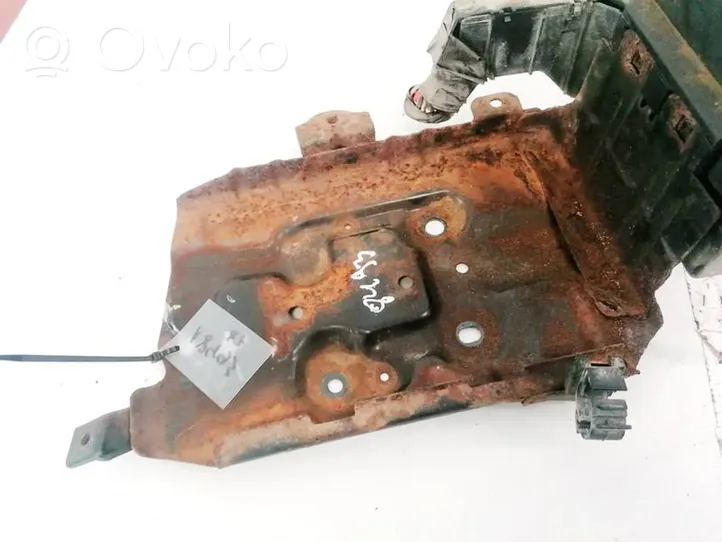 Nissan Almera Tino Support boîte de batterie 