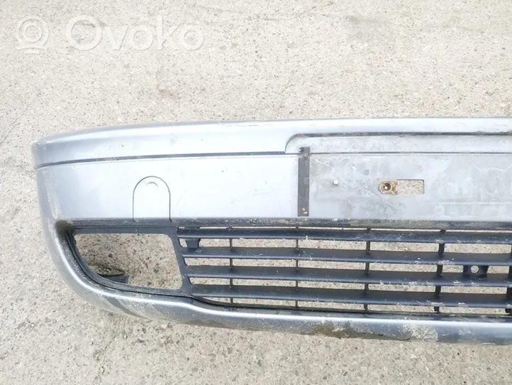 Opel Zafira A Front bumper pilkas