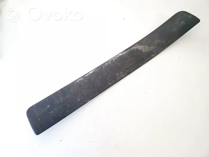 Toyota Corolla Verso E121 Takaoven kynnyksen suojalista 6791513010