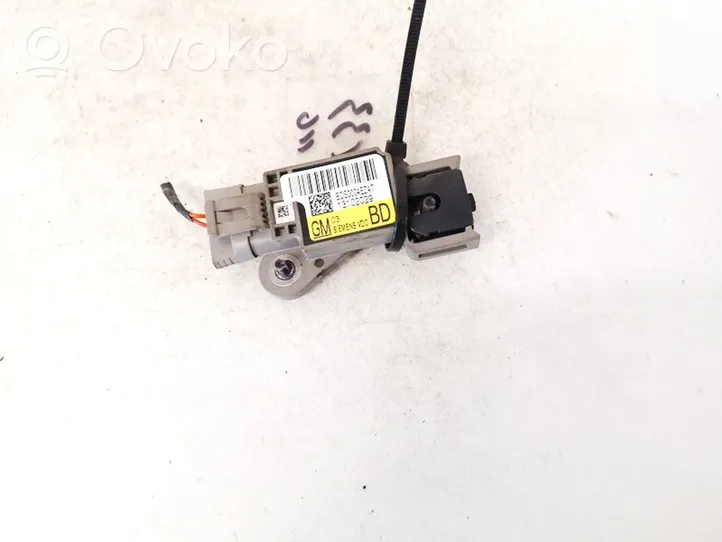 Opel Vectra C Sensor impacto/accidente para activar Airbag 13102029