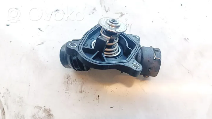 BMW X5 E70 Boîtier de thermostat 162837