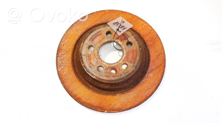 Volvo V70 Rear brake disc neventiliuojamas