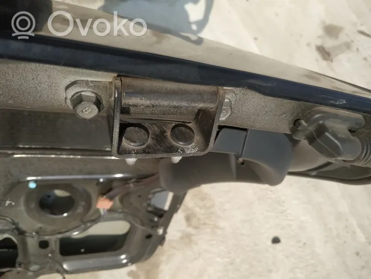 Hyundai ix 55 Tailgate/trunk/boot hinge 