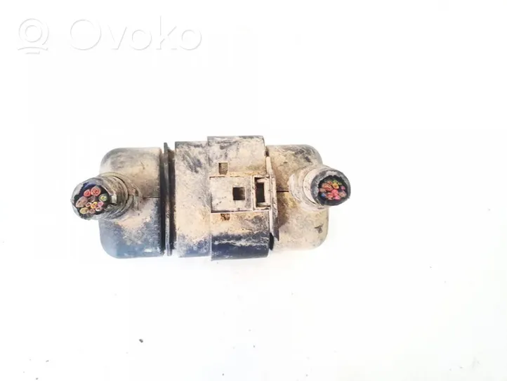 Volkswagen Golf IV Sensor 1j0973737