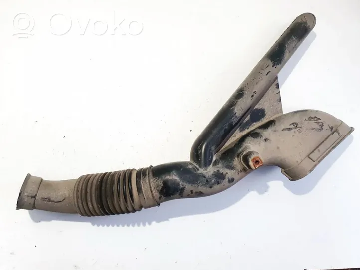 Opel Corsa D Rura / Wąż dolotowy powietrza 55557182