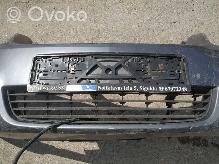 Opel Zafira B Front bumper lower grill 