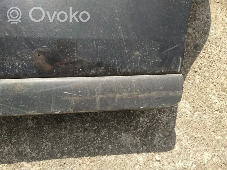 Volvo V70 Takaoven lista (muoto) 