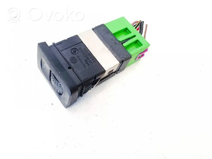 Volkswagen Golf IV Seat heating switch 1j0963563b