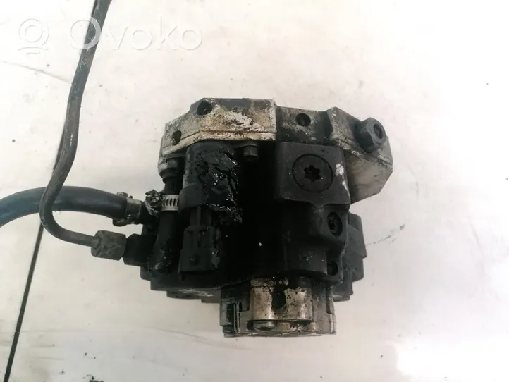 Volvo S60 Fuel injection high pressure pump 8642777