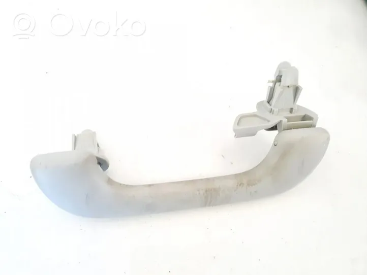 Nissan Qashqai Uchwyt / Rączka sufitowa tylna 82000003209