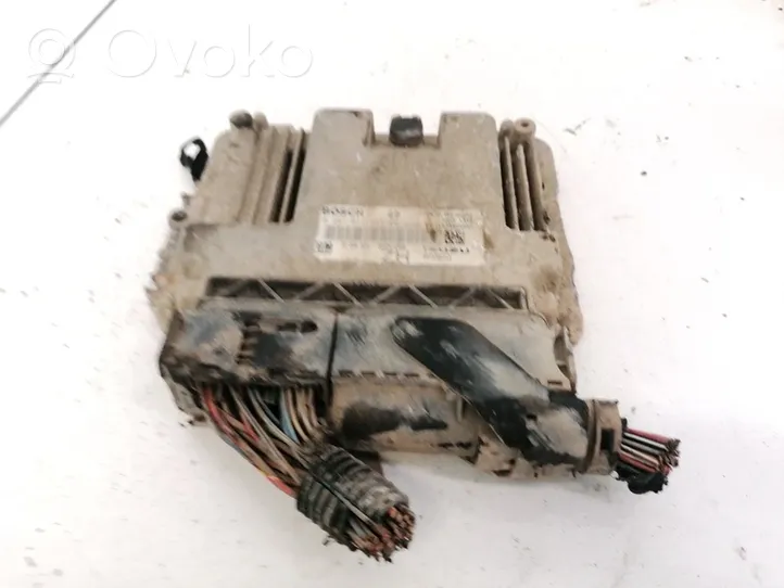 Opel Astra H Calculateur moteur ECU 55556829