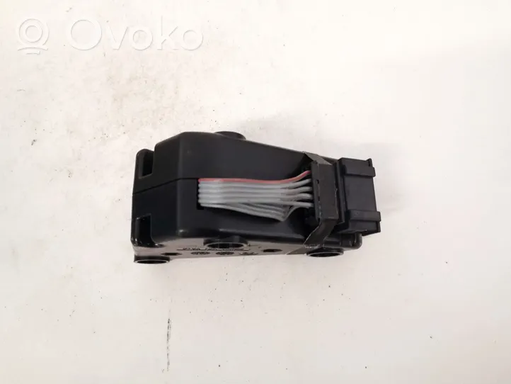 Volkswagen Golf V Amplificador de sonido 1k0035463